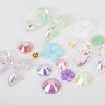 Kutija sa ukrasima: mašne, cvijeće, cirkoni BKHZ-008 - Image 3